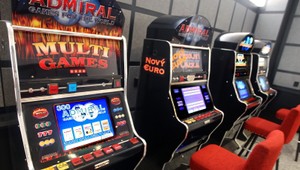 Ozbrojená lúpež v kasíne! Mužovi hrozí 12 rokov