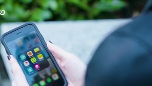 EP podporil výnimku, ktorá umožňuje kontrolu online komunikácie