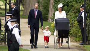Princa Georga prenasledujú paparazzi! Rodina je v koncoch