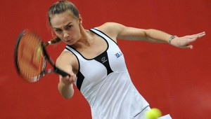 Rybáriková aj obe Češky skončili vo štvrťfinále