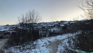 Požiar domu pripravil o život matku a deti. Čo sa skutočne stalo, zisťujú znalci