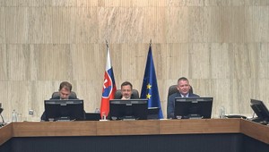 Vláda oznámila schému pomoci energeticky náročným firmám, pomôcť má približne 50-tisíc zamestnancom