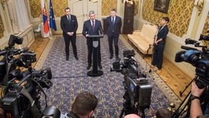 Reakcie na Ficovu ponuku demisie. Toto teátro už nemá obdobu, myslí si Nicholsonová