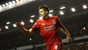Gerrard (32) chce prekonať Beckhamov rekord