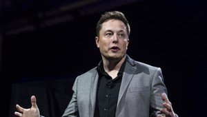 Elon Musk ukončil zmluvu o kúpe sociálnej siete Twitter. Spoločnosť ho chce žalovať