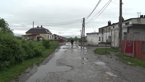 Zlodeji sa opakovane vlámali do domu, majiteľovi odpojili kamery