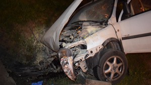 Pri nehode zahynul spolujazdec. Šoféroval muž pod vplyvom alkoholu, navyše bez vodičáku