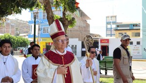 Veriaci majú prvého amerického pápeža. Profil kardinála Roberta Prevosta