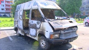 V Trnave zhorela do tla dodávka! Škody sú obrovské