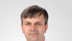 Janckulík opúšťa Most-Híd. Prepojenie politikov na pochybné osoby považuje za neprípustné