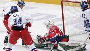 Česi zdolali Rusov, pomohli Fínom