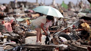 Pred tajfúnom evakuovali až 600 000 ľudí