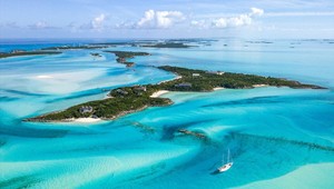 Neviete, čo s peniazmi? Kúpte si ostrov, je na predaj