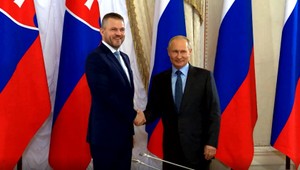Pellegrini si musel na stretnutie s Putinom počkať. Okrem obchodu prejednali aj okupáciu Československa