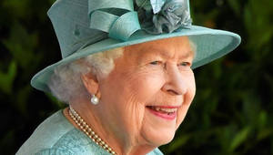 Neuveriteľná smola! Kráľovná Alžbeta II. ide po mesiacoch v karanténe rovno do ďalšej!