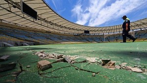 Futbalový chrám chátra. Slávna Maracana v havarijnom stave