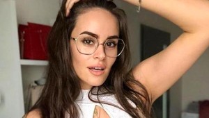 Videá krásnej českej učiteľky trhajú rekordy: Aj takto funguje školstvo počas pandémie