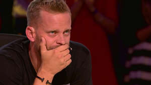 Prachař si užíva s modelkami, jeho žena Agáta zatiaľ vypratáva dom!