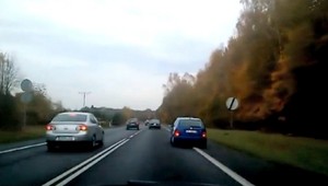 Cestným pirátom u nás zoberú vodičák, v zahraničí jazdiť môžu