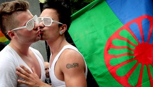 Poslanec Kuffa je ako nacista a nepatrí na ulicu, píšu ľudia