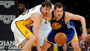 NBA: Oklahoma do play off, Miami dostalo lekciu v Bostone