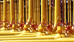 EÚ je najväčším dovozcom plynu na svete. Na odberateľov má dvojaký meter