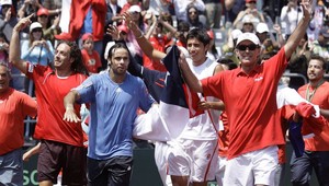 V stretnutiach o elitu prekvapenie len vo Wimbledone