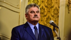 ONLINE: Vláda nepadá, Richter zostáva ministrom