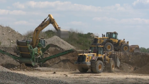 Nelegálna skládka a škoda za niekoľko miliónov eur. Polícia obvinila konateľa