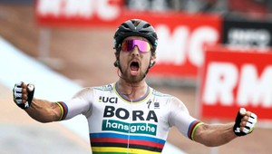 Peter Sagan znova úspešný! V úvode Tour de France si vyšprintoval druhé miesto