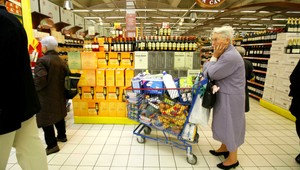 Seniori nakúpia aj mimo vyhradený čas. Hygienik svoje rozhodnutie zmenil