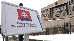 PREZIDENTSKÝ PRIESKUM: Najvyššie šance o prezidentské kreslo má Šefčovič