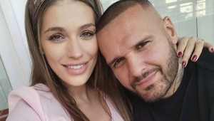 Jasmina ukázala fotku z detstva: Toto rozkošné dievčatko si vás okamžite získa!