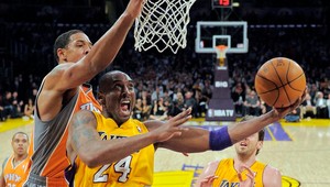 NBA: Charlotte vyhrali po 16 neúspechoch, LA zdolali Phoenix