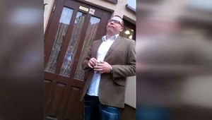 VIDEO. Kamión, hnusoba, boeing, urážal predajca ženu