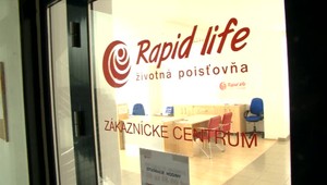 Poškodení poisťovne Rapid Life podávajú tisíc trestných oznámení