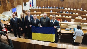 ONLINE: Slovenský parlament schválil vystúpenie ukrajinského prezidenta