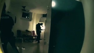 Ozbrojený muž sa vlámal do košického hotela, PMJ ho spacifikovali