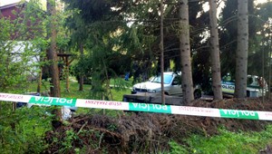 Chlapec (2) spadol do suda s vodou, zasahoval vrtuľník