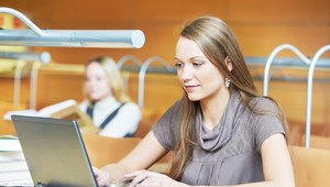 Pracujete priveľa? Môžete mať problém so spánkom