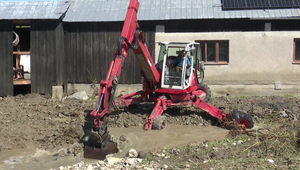 Oravu a Zvolenskú Slatinu zasiahla silná búrka, v Babíne vyhlásili tretí stupeň povodňovej aktivity