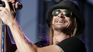 Spevák Kid Rock musí zaplatiť tisícky eur za napadnutie