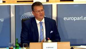 EÚ sa chystá naliať miliardy do odvetia batérií. Šefčovič sľubuje tisíce pracovných miest