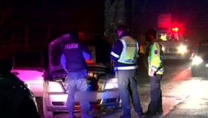 Naháňačka sa skončila streľbou. Polícia zasiahla šoféra v unikajúcom aute