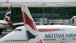 Lietadlo z Londýna neodletelo. Na palube bol nezvyčajný čierny pasažier