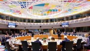 Lídri 26 krajín EÚ vyzvali na ďalšiu pomoc Ukrajine, Maďarsko bolo proti