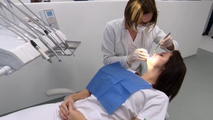 Máte jednu či viac opuchnutých lymfatických uzlín? TOTO je 12 možných príčin