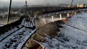 VIDEO: Štadión v Petrohrade sa nečakane zrútil. Dramatickú scénu zachytila kamera dronu