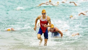 R. Varga na úvod seriálu MS deviaty v Aucklande