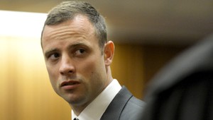 Pistoriusovi slzy nepomohli. Trest za vraždu priateľky mu zvýšili na 15 rokov